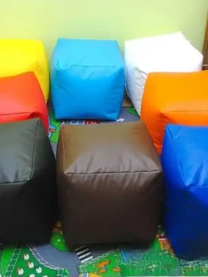 Odeslání Ihned Dětský taburet KOSTKA 30 cm - volba barvy