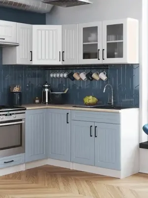 Zlevněný Rohová kuchyňská linka Romana bílá/denim MAT