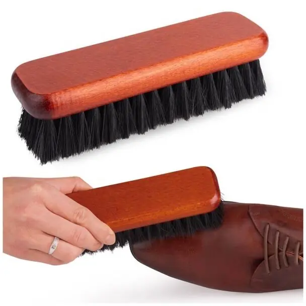Dřevěný kartáč na čištění obuvi a kožených doplňků Brush, 16 cm, černá Novinka